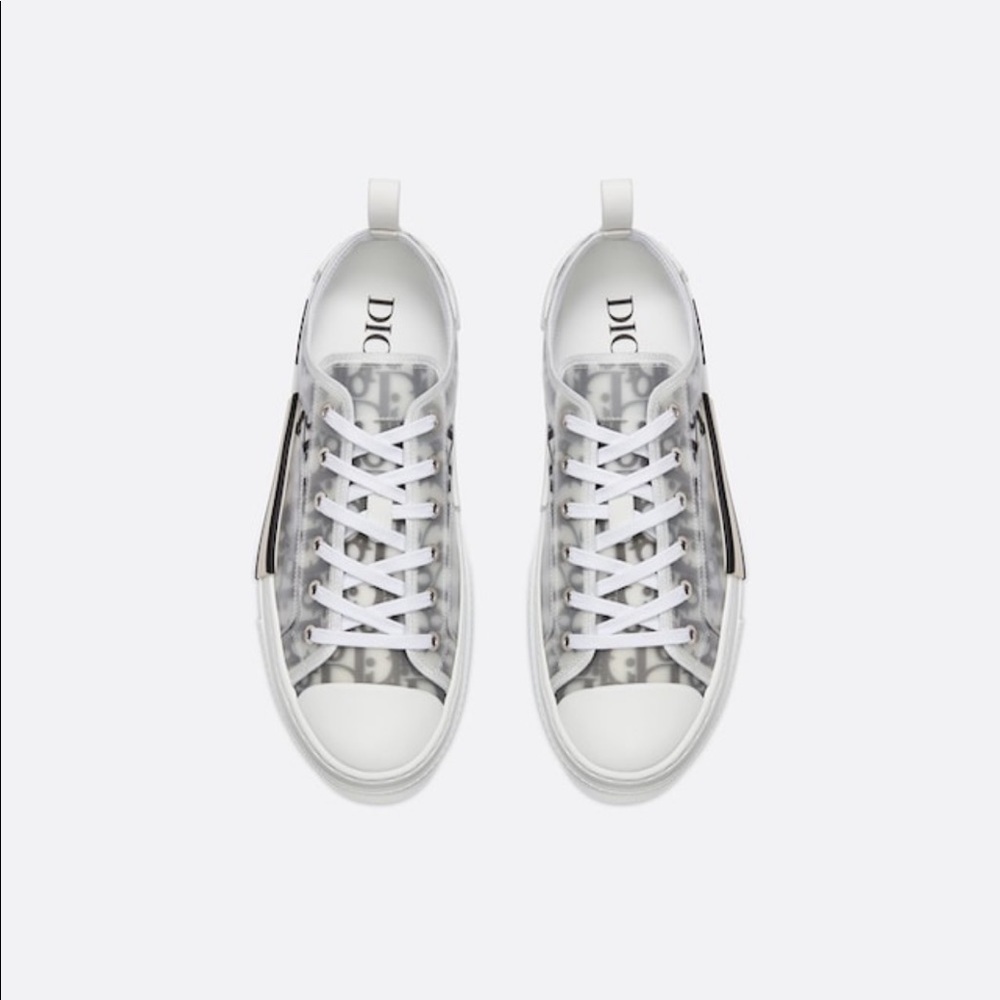 Meet your Posher, Amaz